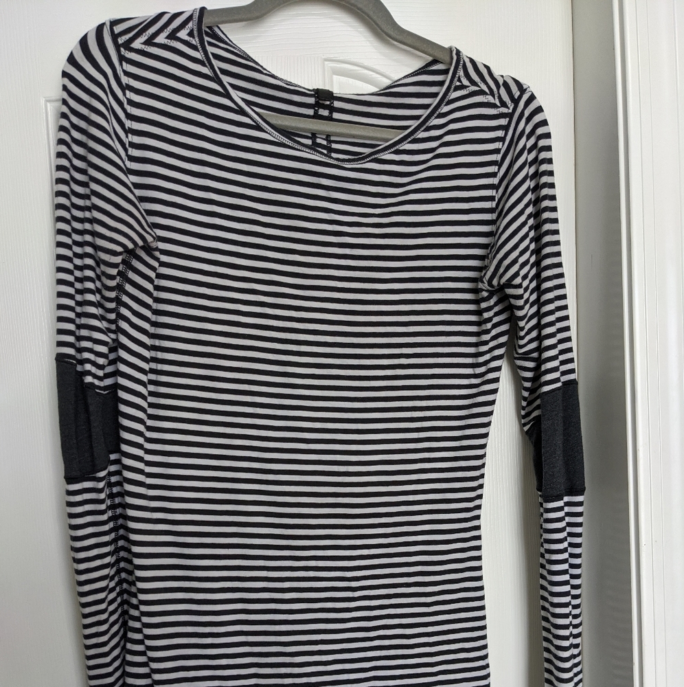 Lululemon Devotion long sleeve t-shirt